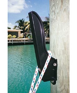 DOCK EDGE Dock Line Holder