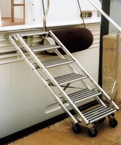 TODD Boarding Stairs